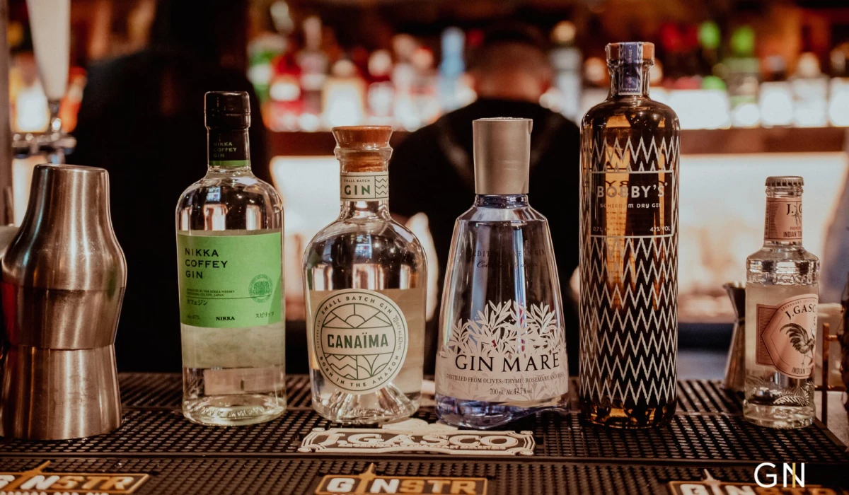 Gin-corner-03